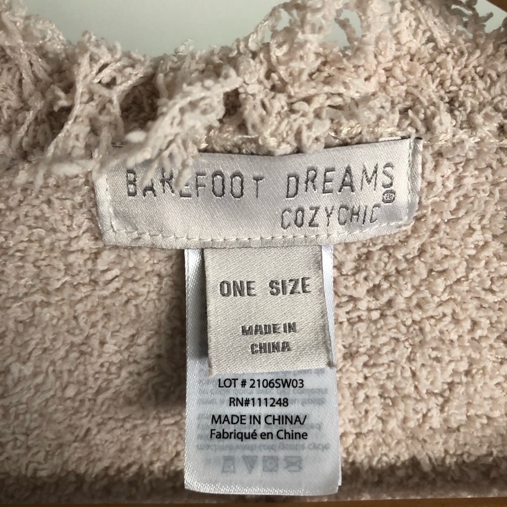 Barefoot Dreams Cozy Chic Fringe Poncho Shawl Beige - Picture 6 of 10